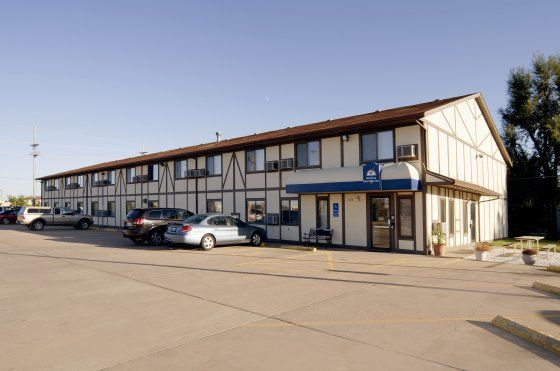 Hotel Baymont By Wyndham Hutchinson Extérieur photo